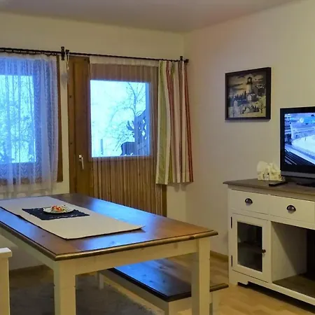 Alpinresort Derbacherhof منتجع نيدرمسيل