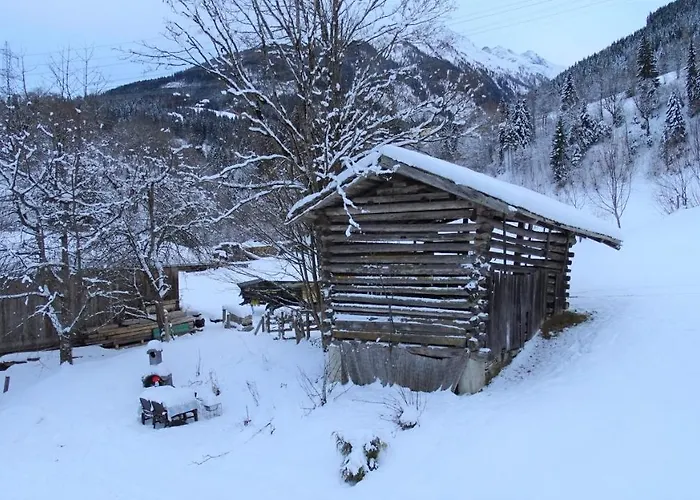 منتجع Alpinresort Derbacherhof 3*