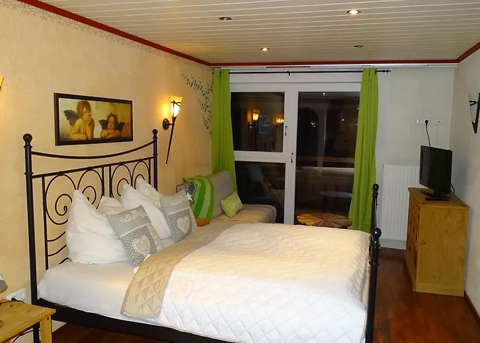 Alpinresort Derbacherhof 3* نيدرمسيل