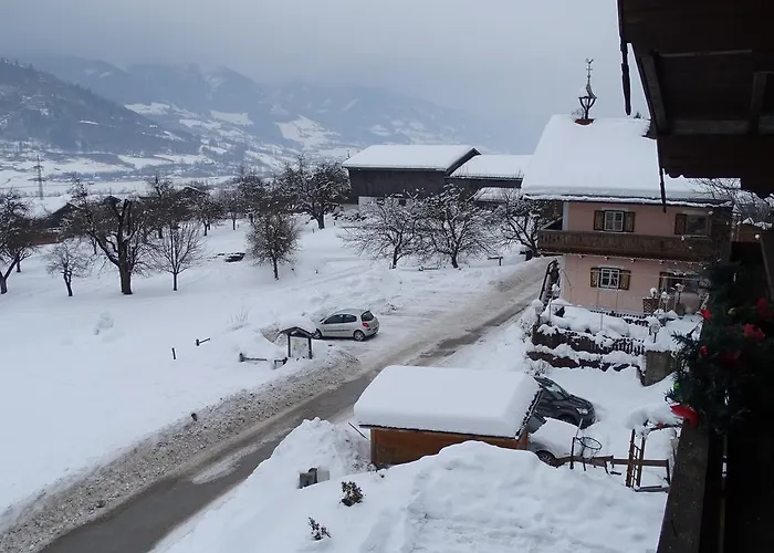 Alpinresort Derbacherhof منتجع نيدرمسيل